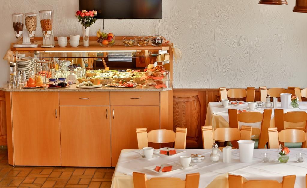 Hotel Ochsen Ammerbuch Exterior photo